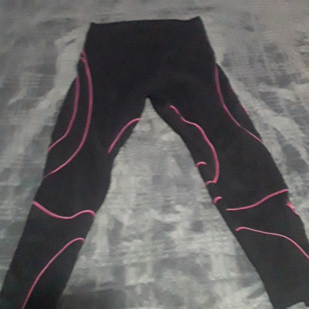 Booty queen  apraral  leggings